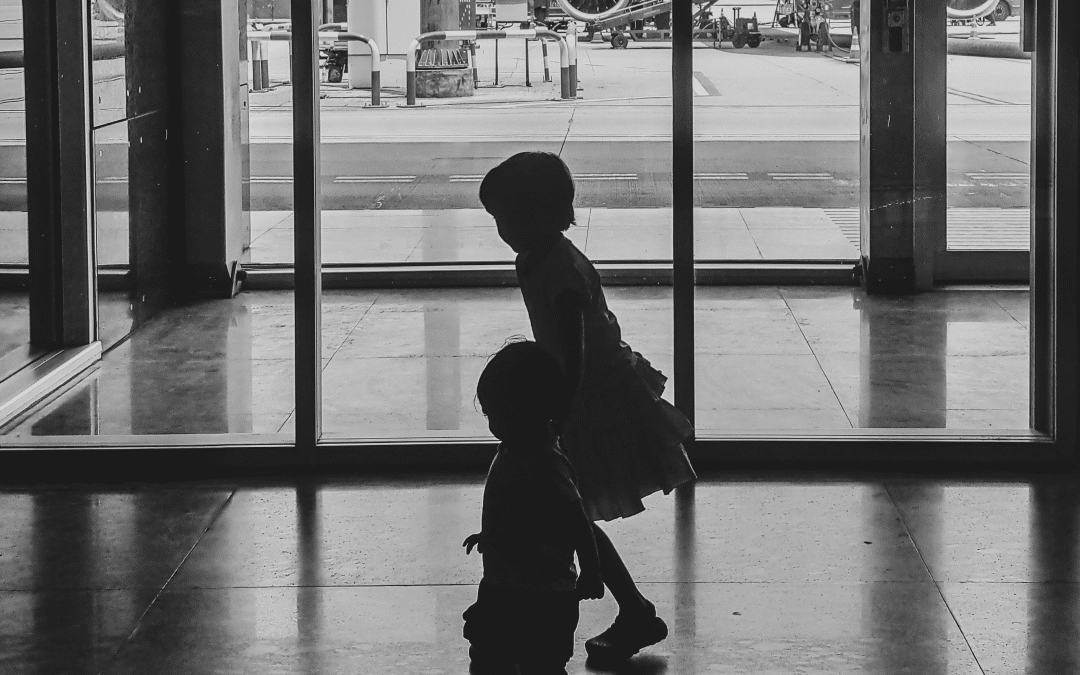 Child Safety During Travel: Airports, Hotels, and Public Transit